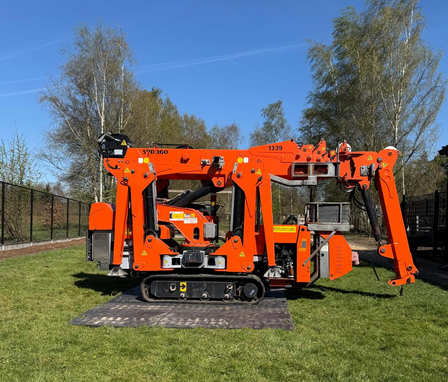 Materiaallevering op hoogte Beringen, Limburg